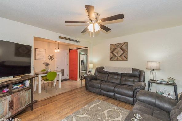 1006 Circle Dr, Benton, AR 72015